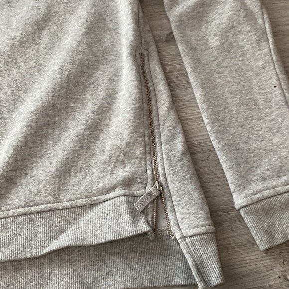 UGG Heather gray sweatshirt/plush inside - Picture 2 of 5